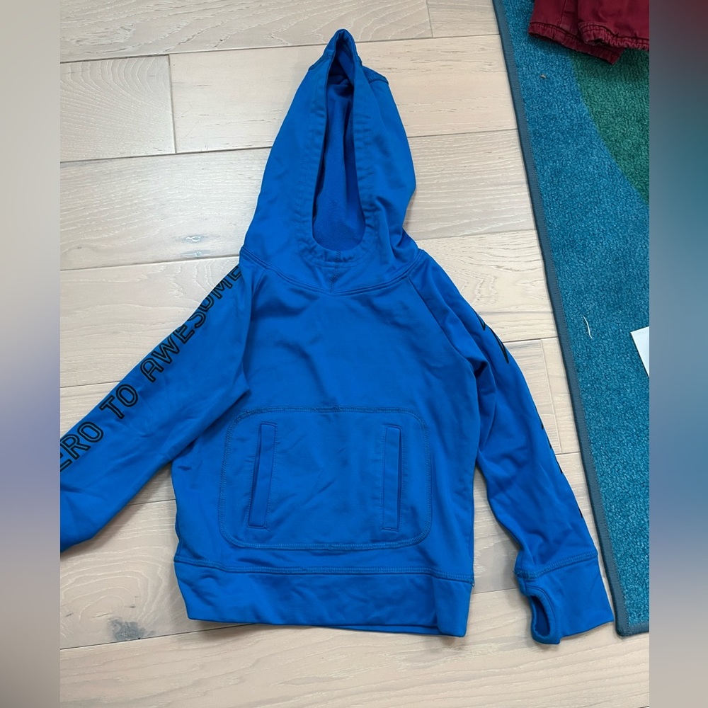 Rockets of Awesome sporty hooded shirt with thumbholes